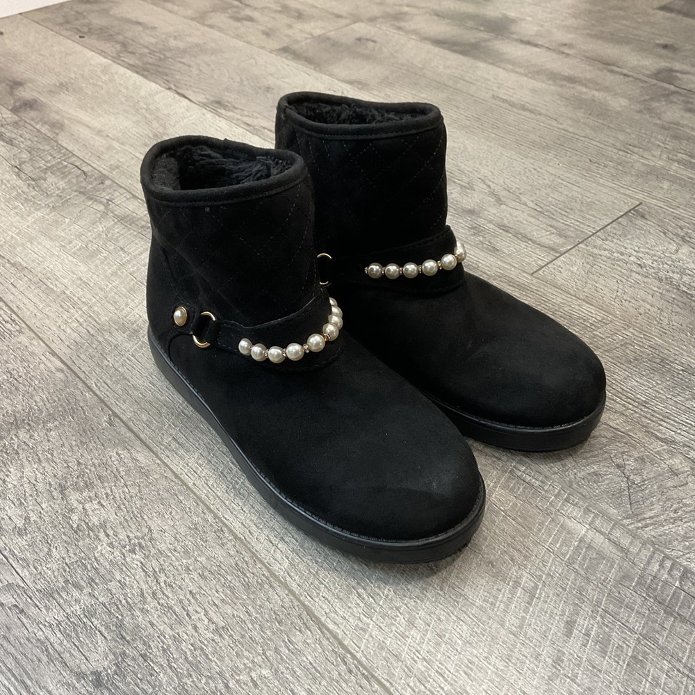 UNISA Black Faux Suede Fur Ankle Boots Pearls Embellished Women's Size 9.5M